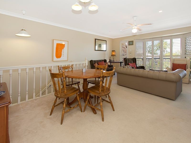 1/30 Rennie Street, Indooroopilly QLD 4068