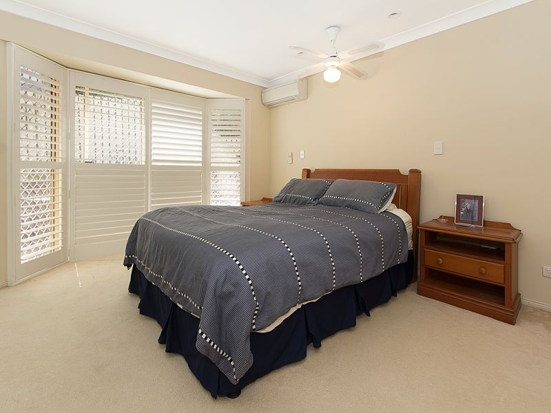 1/30 Rennie Street, Indooroopilly QLD 4068