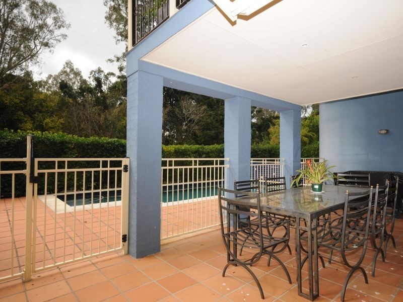 2 Ruth Miller Close, Fig Tree Pocket QLD 4069