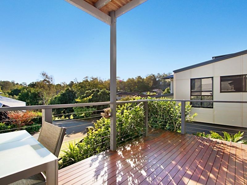 87 Palm Avenue, Kenmore QLD 4069