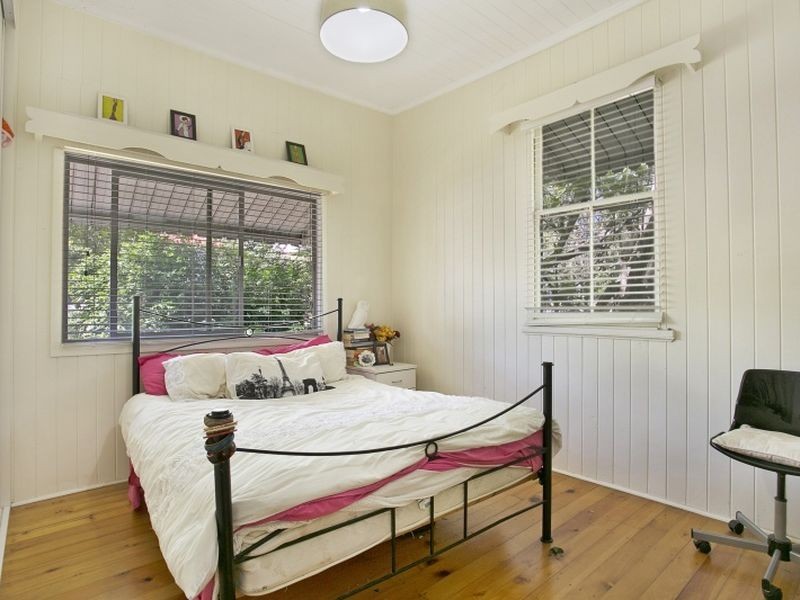 19 Payne Street, Auchenflower QLD 4066