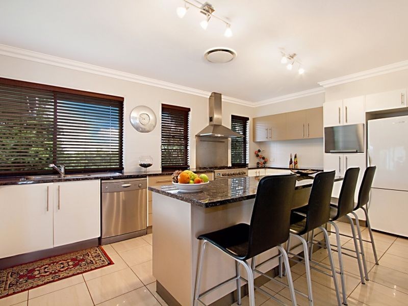 2/16 Francis Street, Corinda QLD 4075