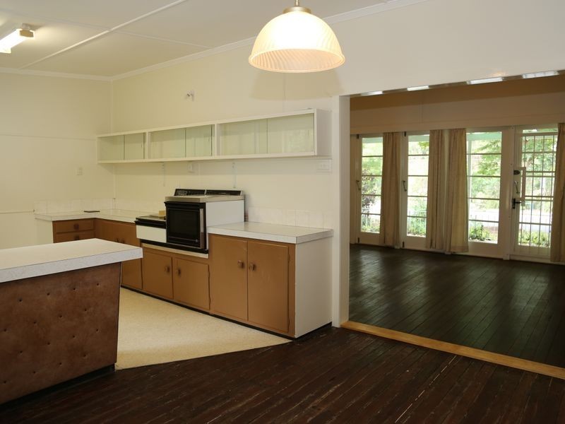243 Lambert Road, Indooroopilly QLD 4068