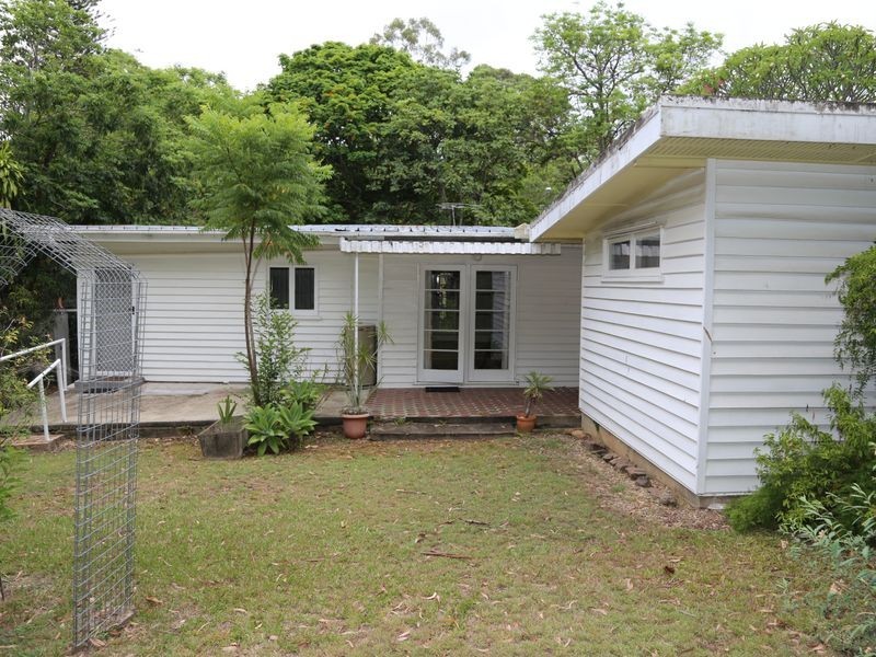 243 Lambert Road, Indooroopilly QLD 4068