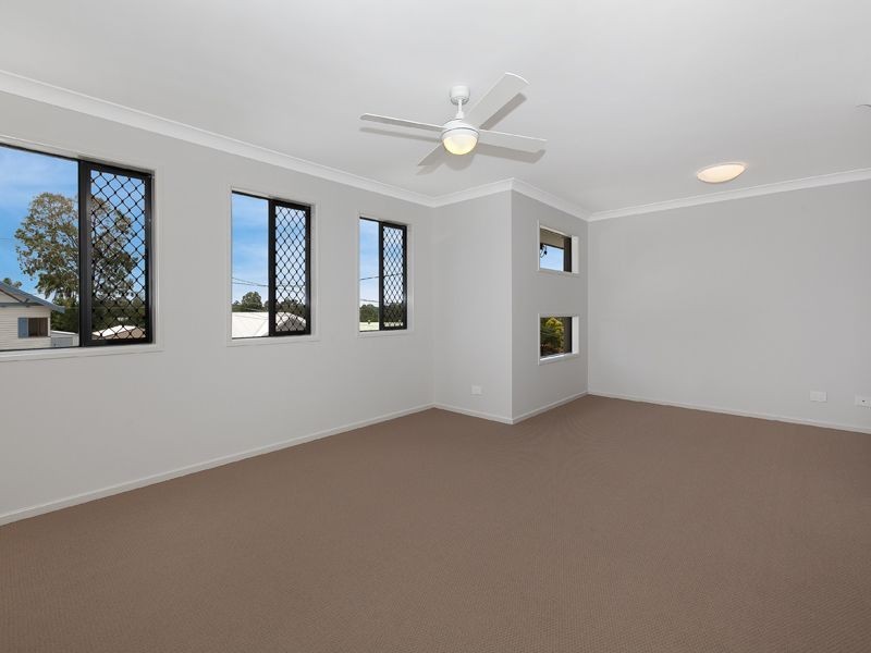 24 Zeitoun Street, Mitchelton QLD 4053