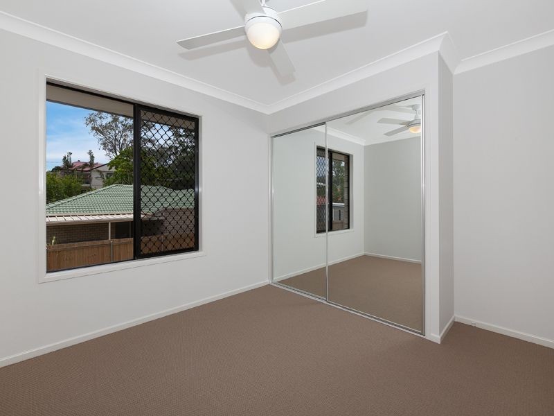 24 Zeitoun Street, Mitchelton QLD 4053