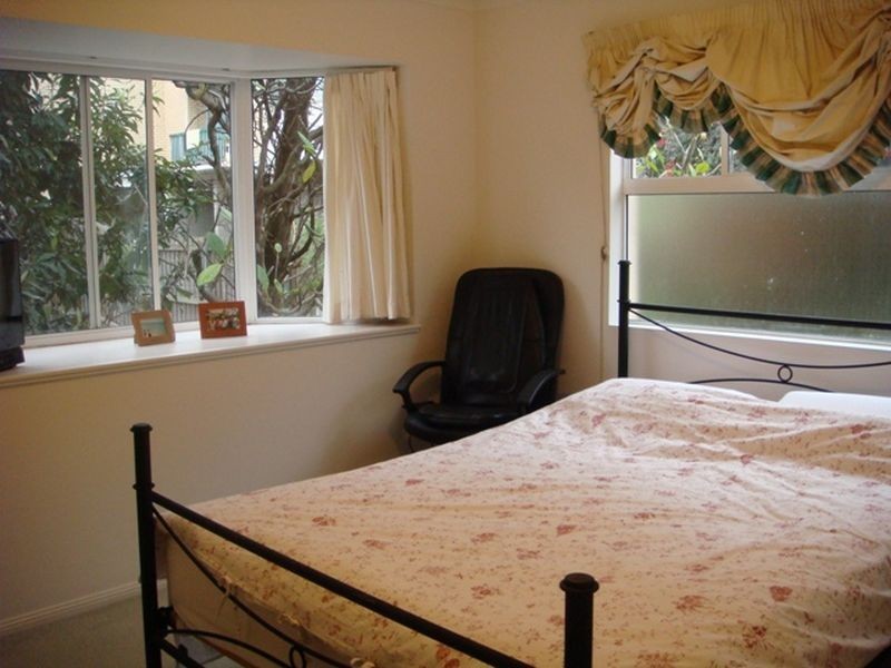 2/1 Little Maryvale Street, Toowong QLD 4066