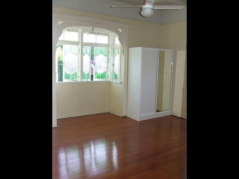 35 Elizabeth Street, Toowong QLD 4066