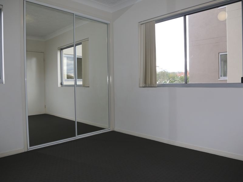 9/36 Holland Street, Toowong QLD 4066