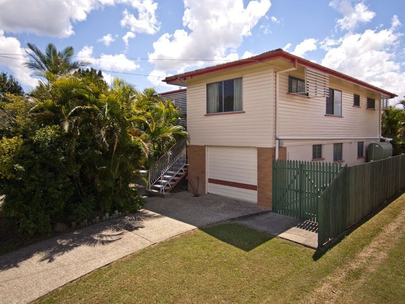 126 Borden Street, Sherwood QLD 4075