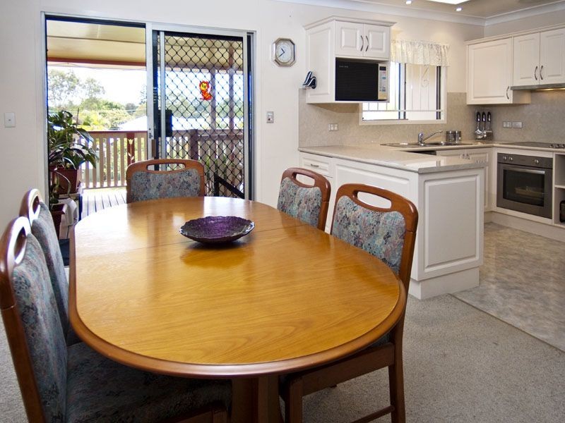 126 Borden Street, Sherwood QLD 4075