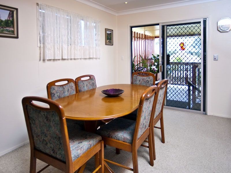 126 Borden Street, Sherwood QLD 4075