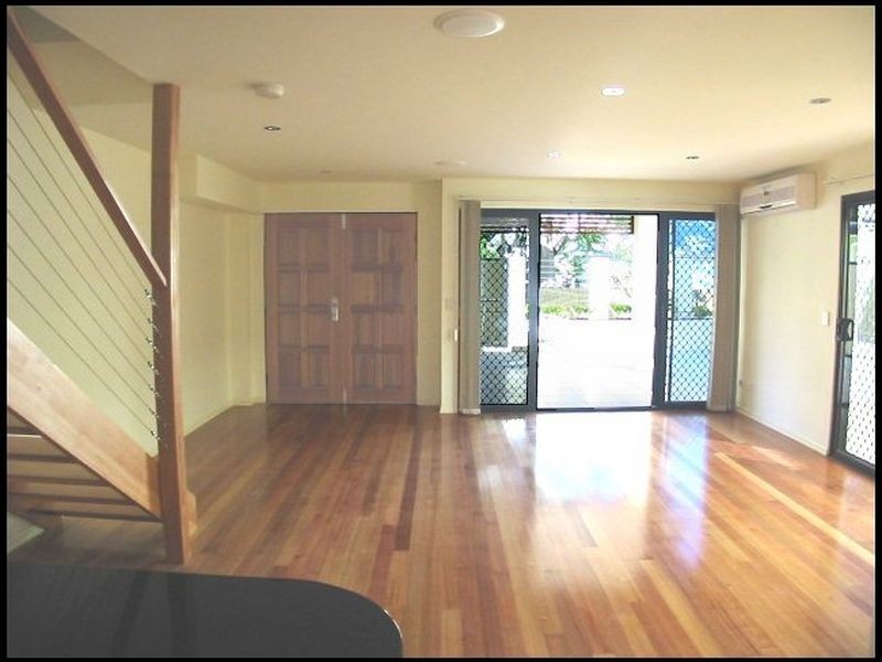 5/37 Sandford Street, St Lucia QLD 4067