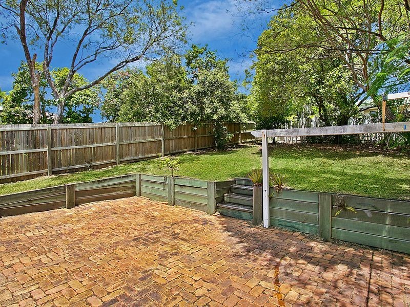 86 Waverley Road, Taringa QLD 4068