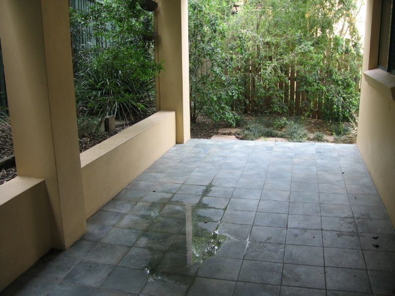 7/23 Burns Road, Toowong QLD 4066