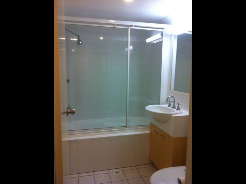 6/182 Carmody Road, St Lucia QLD 4067