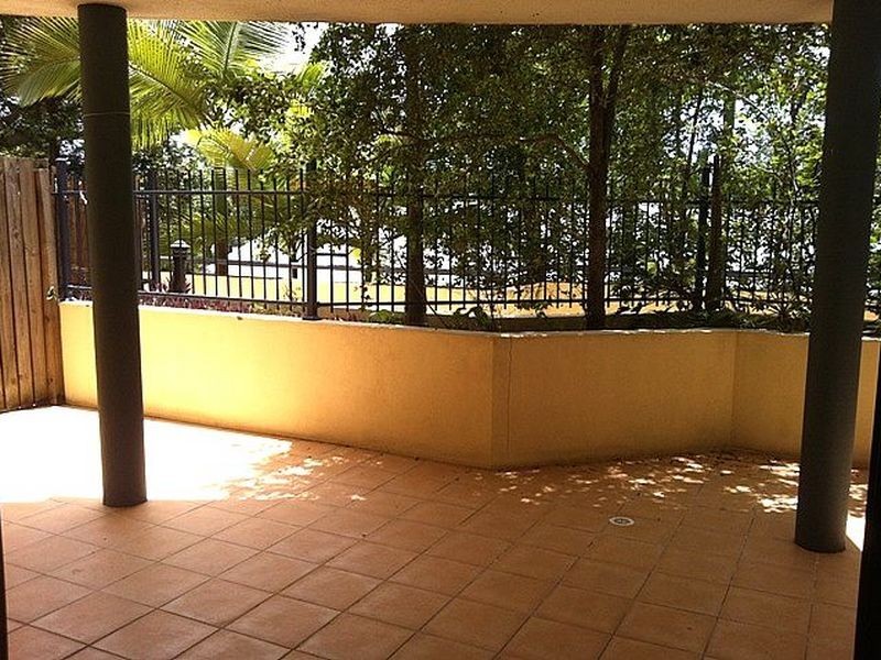 6/182 Carmody Road, St Lucia QLD 4067