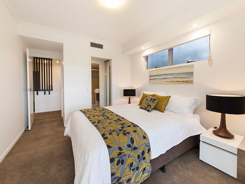 1/25 Vincent Street, Indooroopilly QLD 4068
