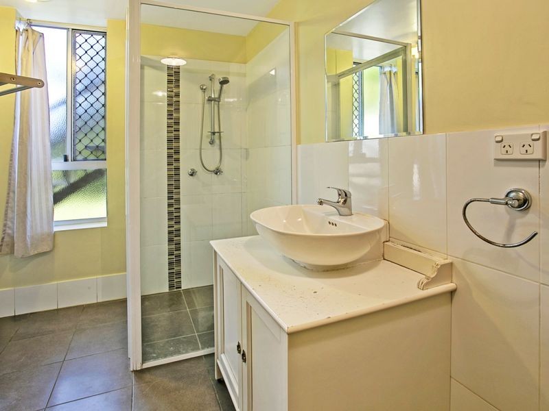 816 Moggill Road, Kenmore QLD 4069