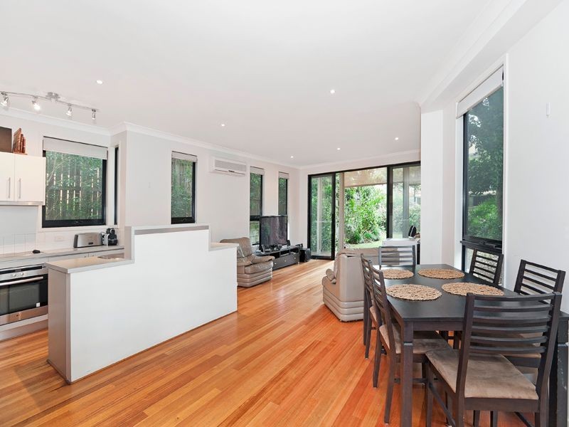 4/8 Campus Street, Indooroopilly QLD 4068