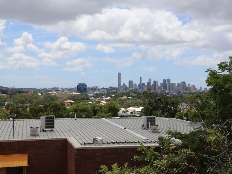 4/64 Swann Road, Taringa QLD 4068