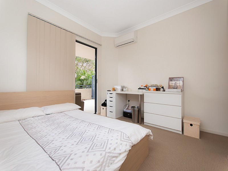 4/22 Cadell Street, Toowong QLD 4066