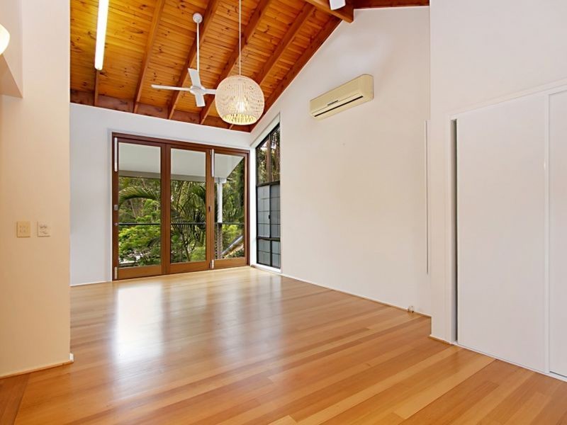 38 Nankoor Street, Chapel Hill QLD 4069