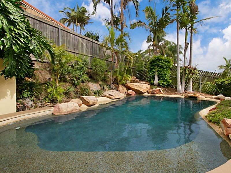 38 Nankoor Street, Chapel Hill QLD 4069