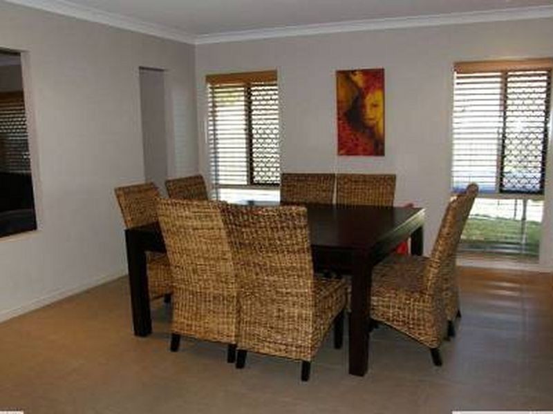 8 Frederick Street, Moggill QLD 4070