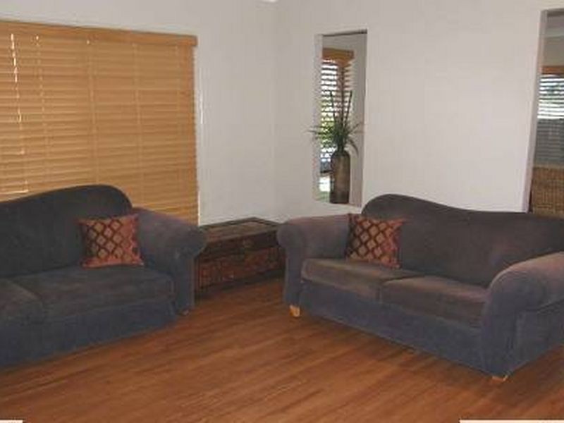 8 Frederick Street, Moggill QLD 4070