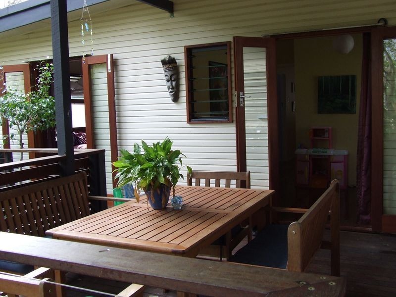 61 Gilruth Road, Kenmore QLD 4069