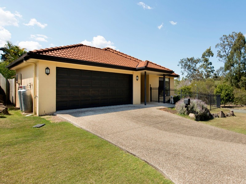 7 Tulipwood Place, Moggill QLD 4070