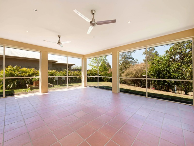 7 Tulipwood Place, Moggill QLD 4070