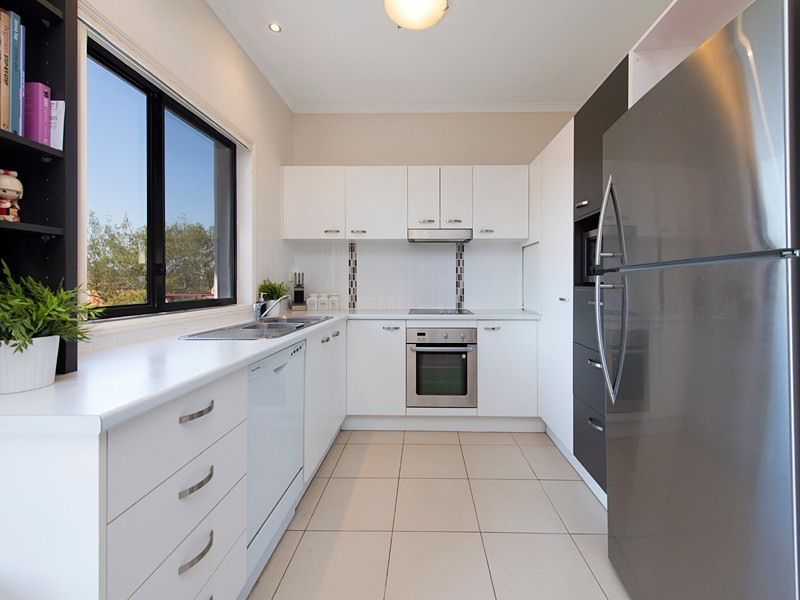 4/52 Golden Crest Place, Bellbowrie QLD 4070