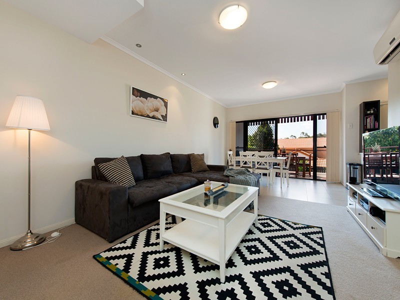 4/52 Golden Crest Place, Bellbowrie QLD 4070
