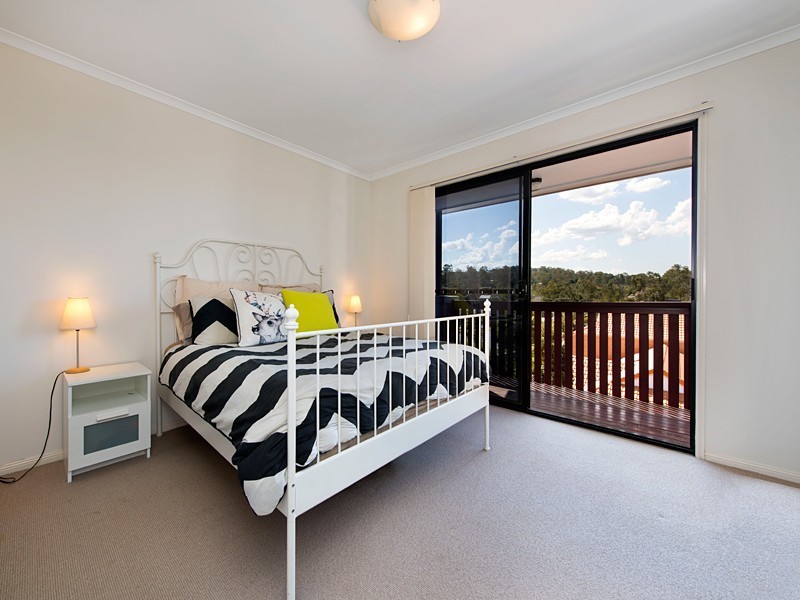 4/52 Golden Crest Place, Bellbowrie QLD 4070