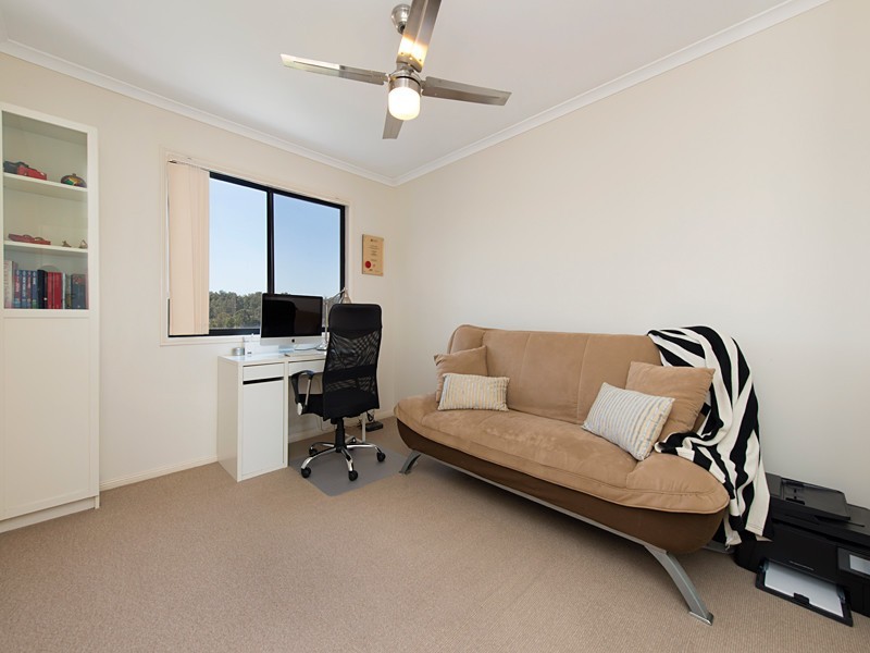 4/52 Golden Crest Place, Bellbowrie QLD 4070