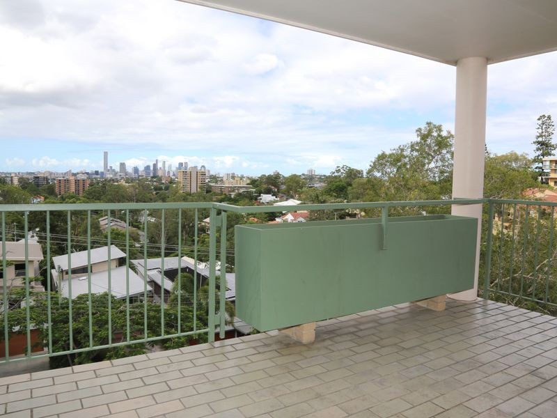 9/23 Bishop Street, St Lucia QLD 4067