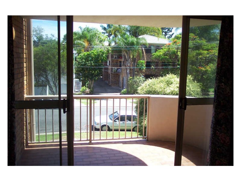 1/18 Cecil Street, Indooroopilly QLD 4068