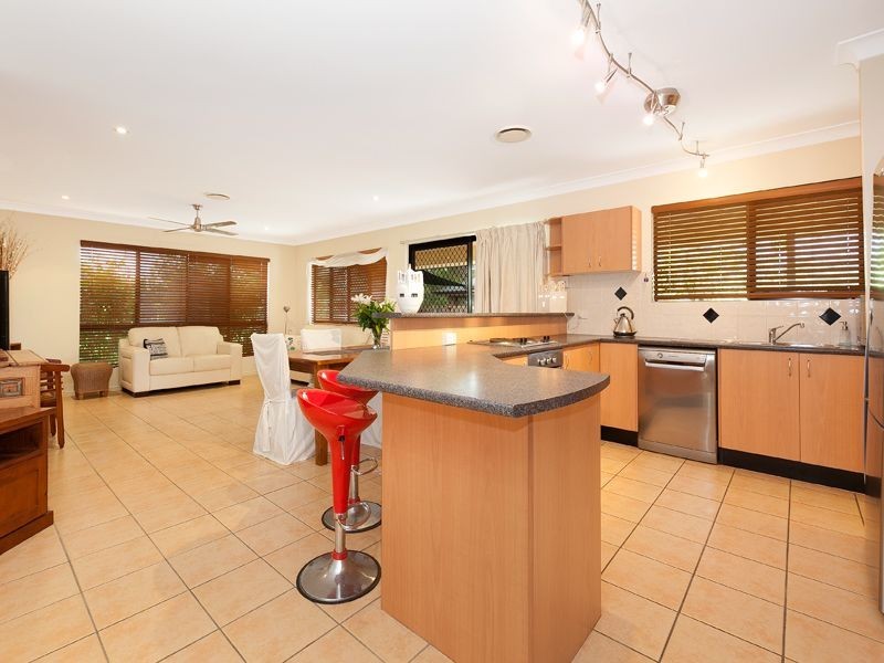 14 Dalewood Place, Moggill QLD 4070