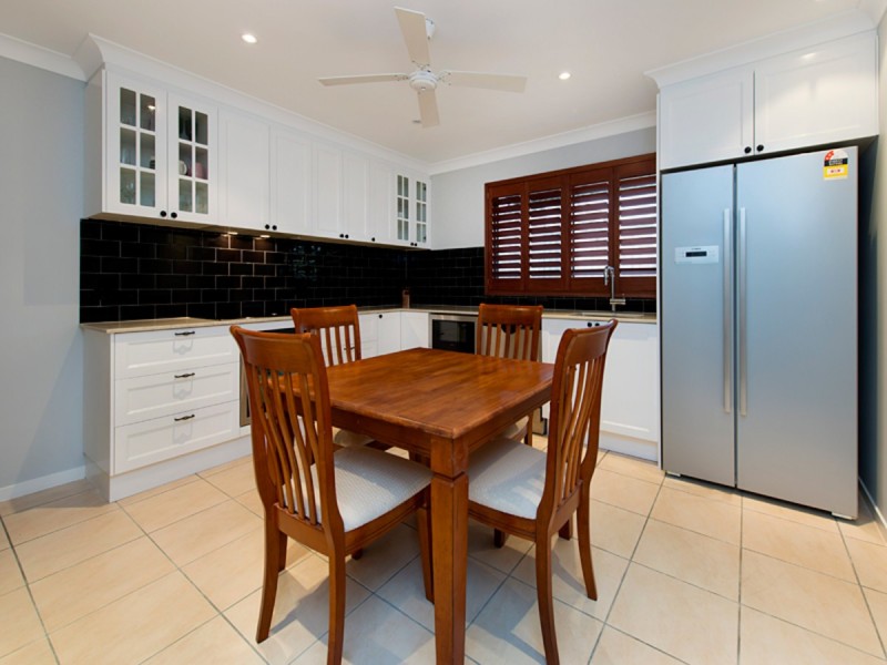4/37 Indooroopilly Road, Taringa QLD 4068