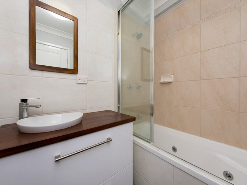 4/37 Indooroopilly Road, Taringa QLD 4068