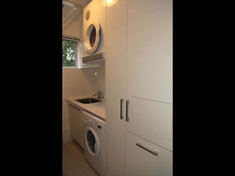 2/37 Sisley Street, St Lucia QLD 4067