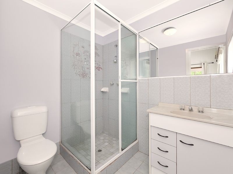17 Orchard Street, Toowong QLD 4066