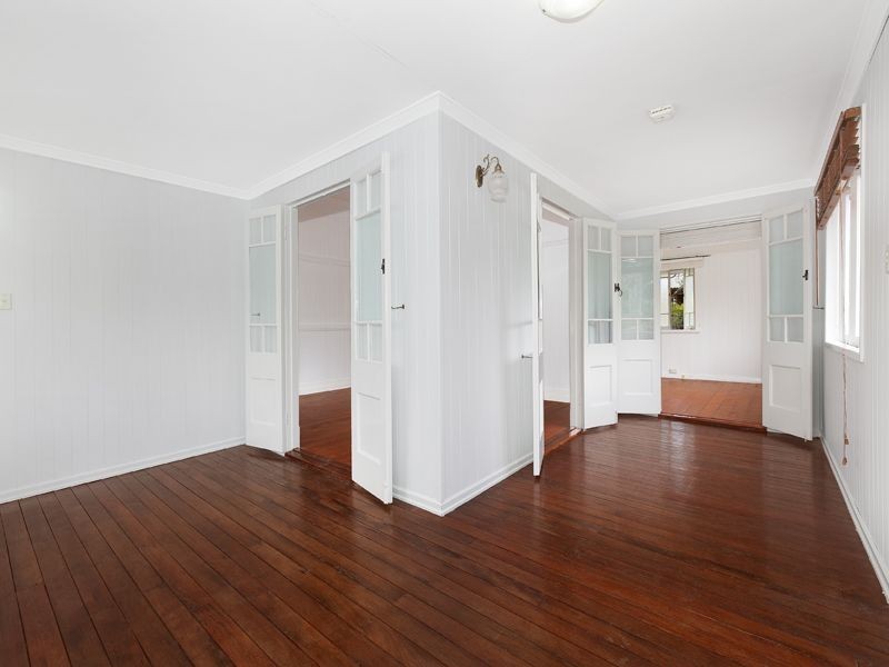 17 Orchard Street, Toowong QLD 4066