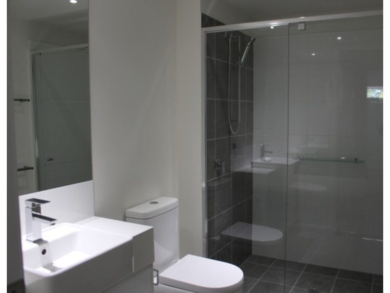 1008/8 Lochaber Street, Dutton Park QLD 4102