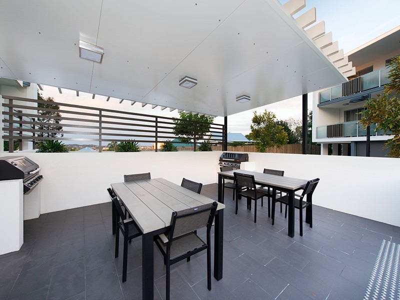 1008/8 Lochaber Street, Dutton Park QLD 4102