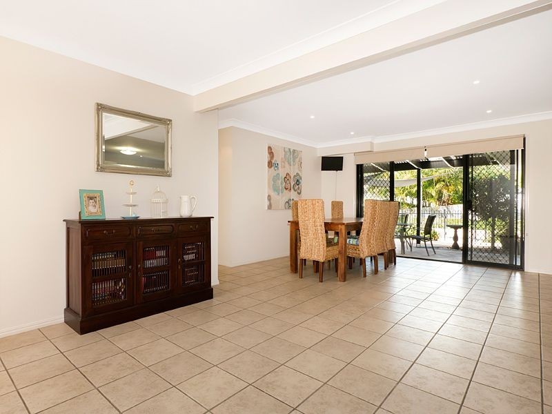 28 Makepeace Place, Bellbowrie QLD 4070