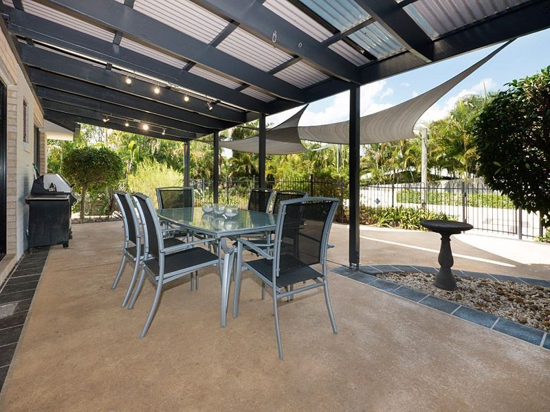 28 Makepeace Place, Bellbowrie QLD 4070