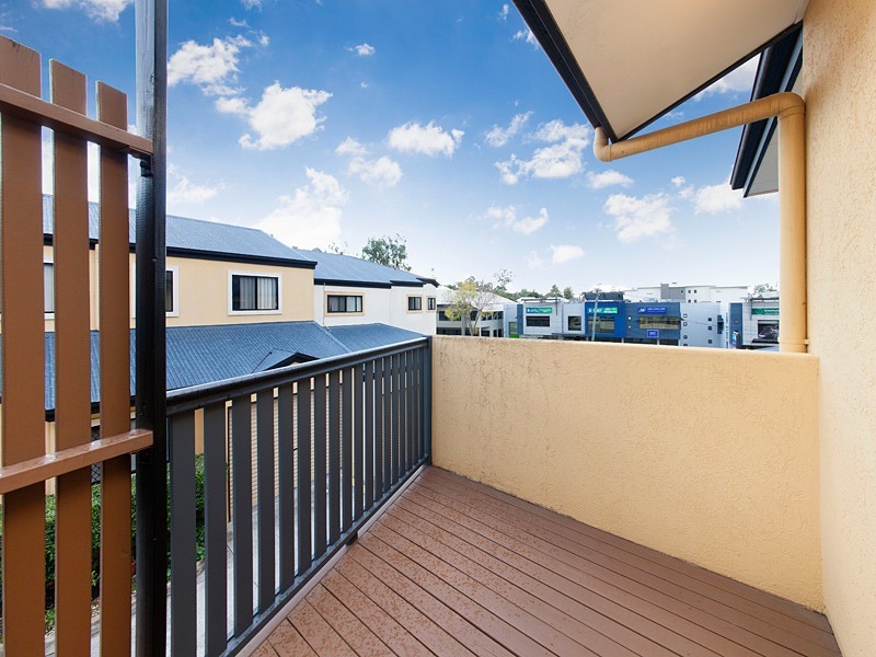 11/57 Coonan Street, Indooroopilly QLD 4068